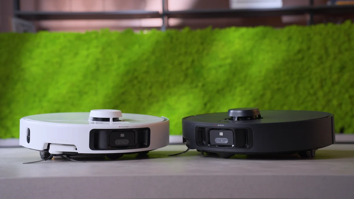 Der Mova P50 Pro Ultra (links) und der Dreame L40s Pro Ultra (rechts) sehen sich zum Verwechseln ähnlich, sind aber zwei unterschiedliche Modelle.